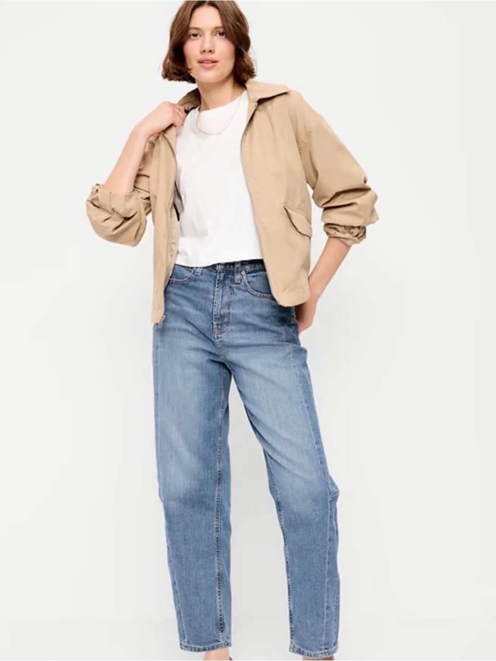Old Navy Barrel Jeans in Light Blue Wash